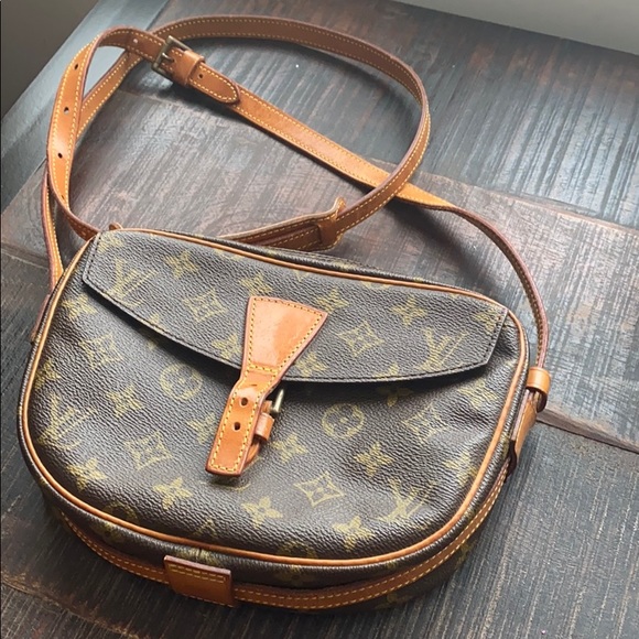 ⭐️SOLD⭐️Louis Vuitton Vintage Jeaunefille